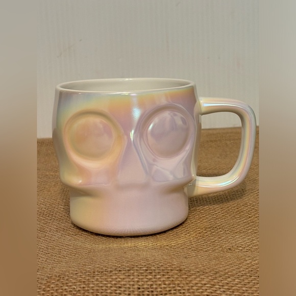 🆕 Starbucks | NEW | 2024 Skull Iridescent | Ceramic Mug | Rare USA release - Picture 4 of 13